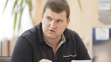 Media has uncovered a criminal case involving former Irpin mayor Markushin, including allegations of kidnapping, torture, and fraud.