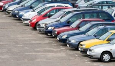 Попит українців на нові авто за пів року зріс на 20%